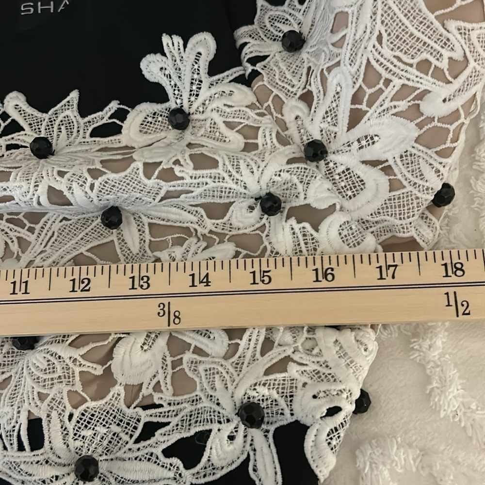 Shani Lace Fit & Flare dress, black with white lace and black beads. Women’s 6. - Picture 10 of 11